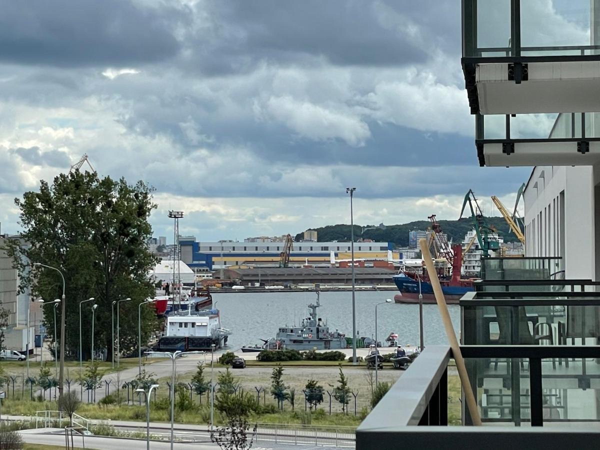 Nowy Apartament W Stylu Industrialnym Przy Porcie Apartment Gdynia Bagian luar foto